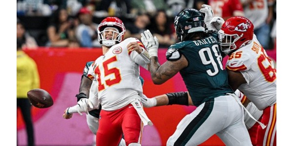 EspañolLos Philadelphia Eagles rompieron la tendencia de los Kansas City Chiefs que ganaron el campeonato